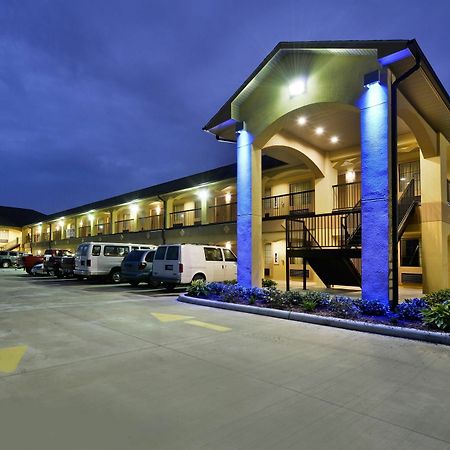 Americas Best Value Inn Lake Charles Interstate 210 Bagian luar foto