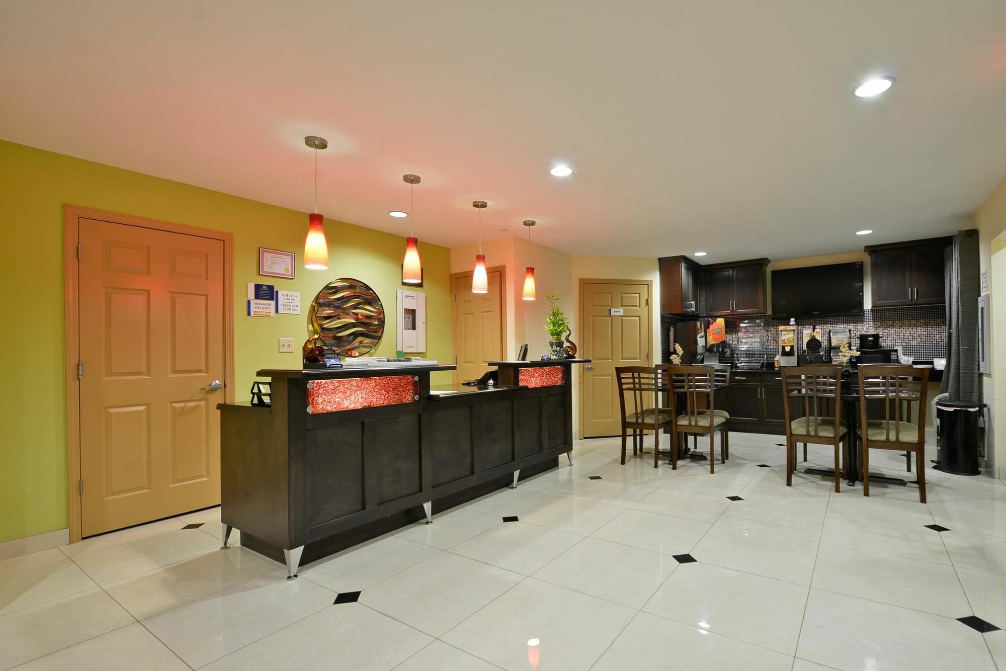 Americas Best Value Inn Lake Charles Interstate 210 Restoran foto